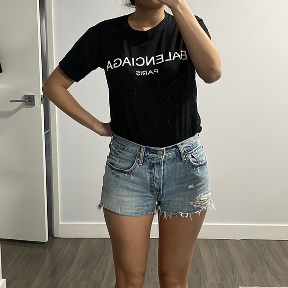 Levi’s. Light blue distress jeans shorts. - Picture 1 of 5